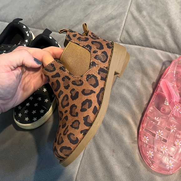 GAP toddler shoes size 9 - Picture 6 of 11